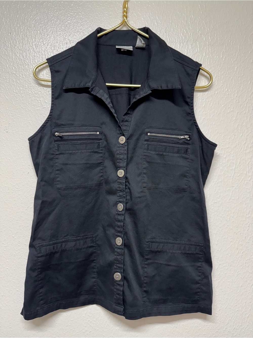 Chico’s Sleeveless Button-Front Utility Shirt